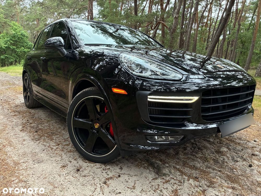 Porsche Cayenne GTS - 3