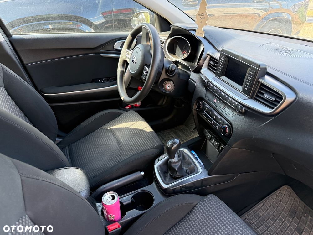 Kia Ceed 1.4 M - 12