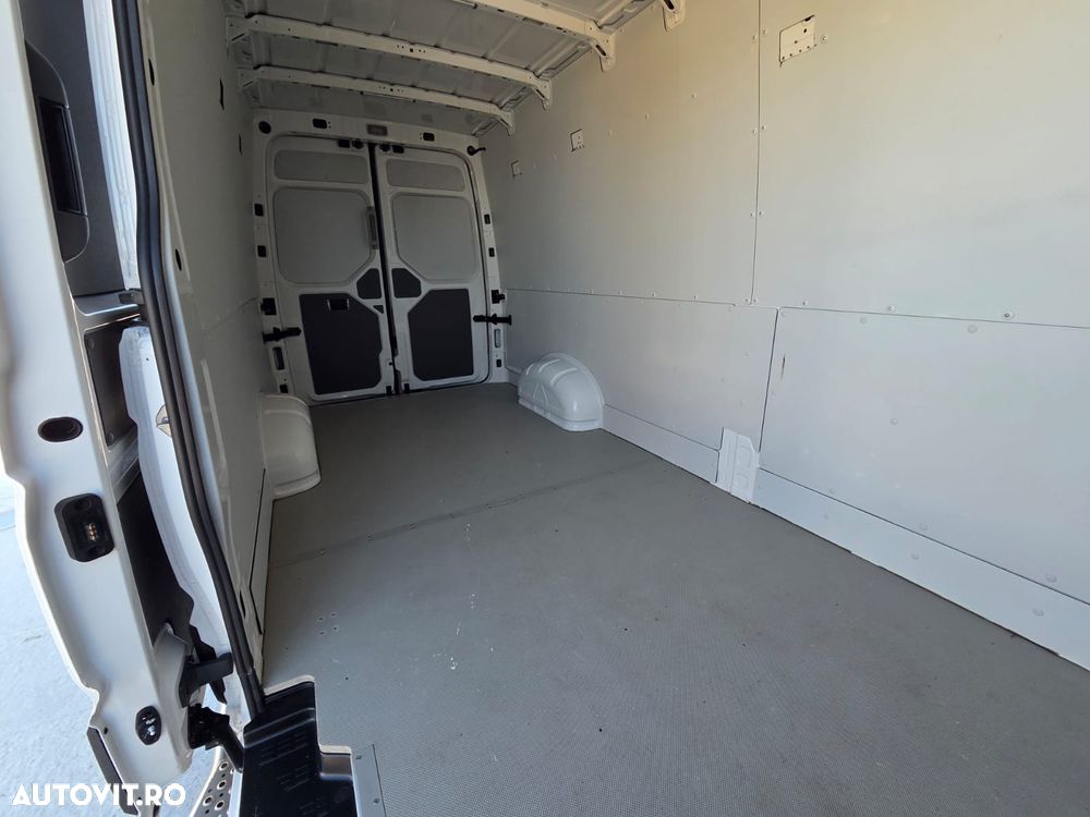 Volkswagen New Crafter L4H3 - 16