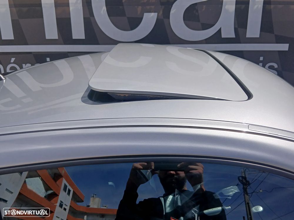 Porsche 911 Série F - 13