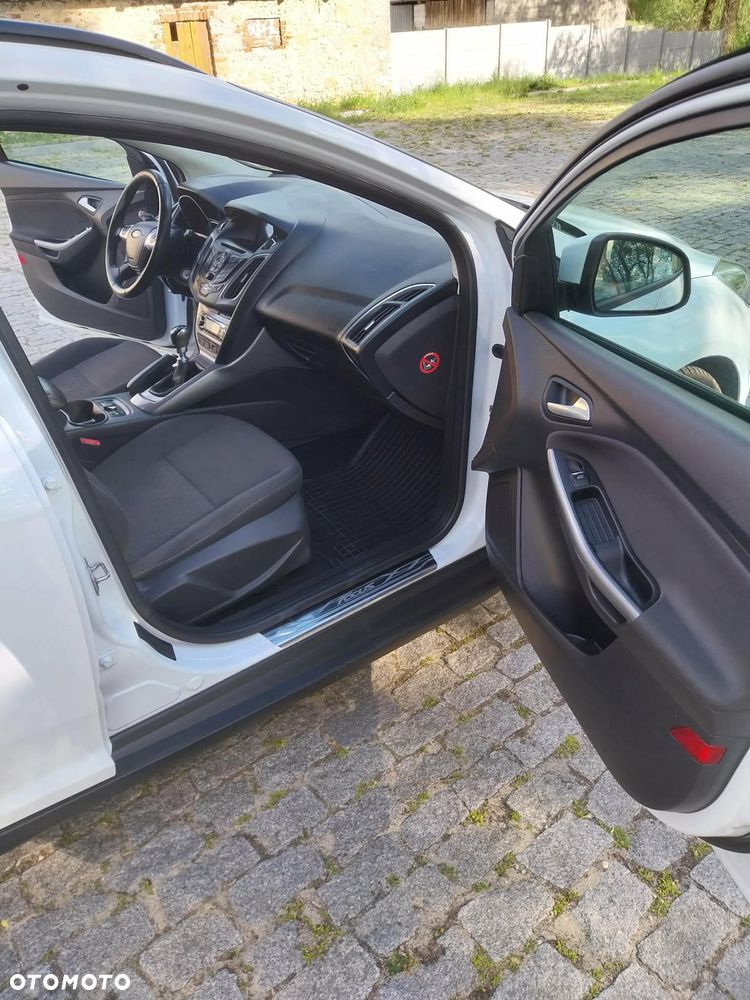Ford Focus 1.6 TDCi Edition - 27