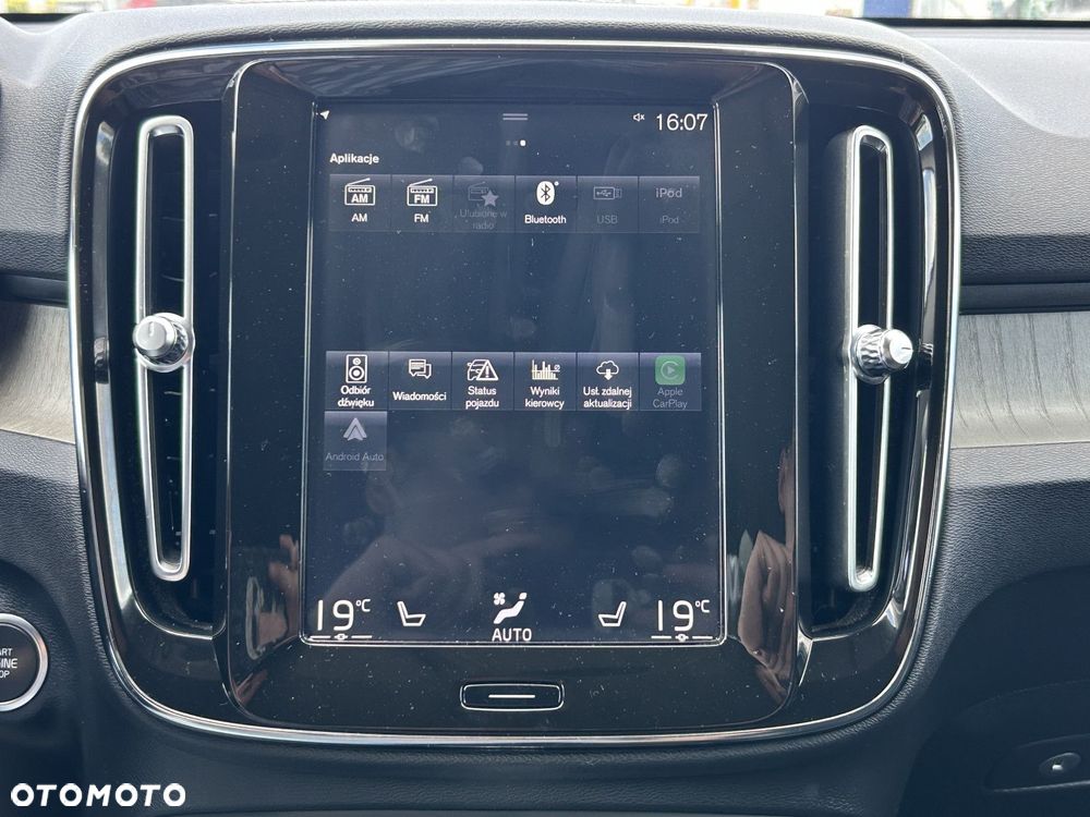 Volvo XC 40 - 22