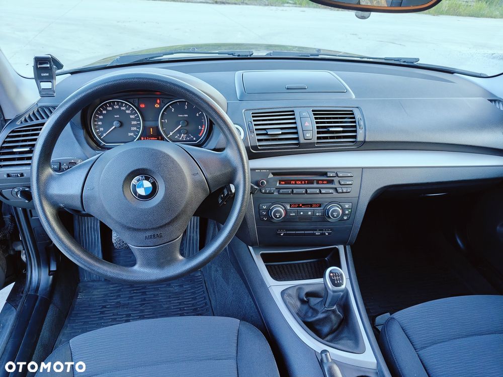 BMW Seria 1 - 11