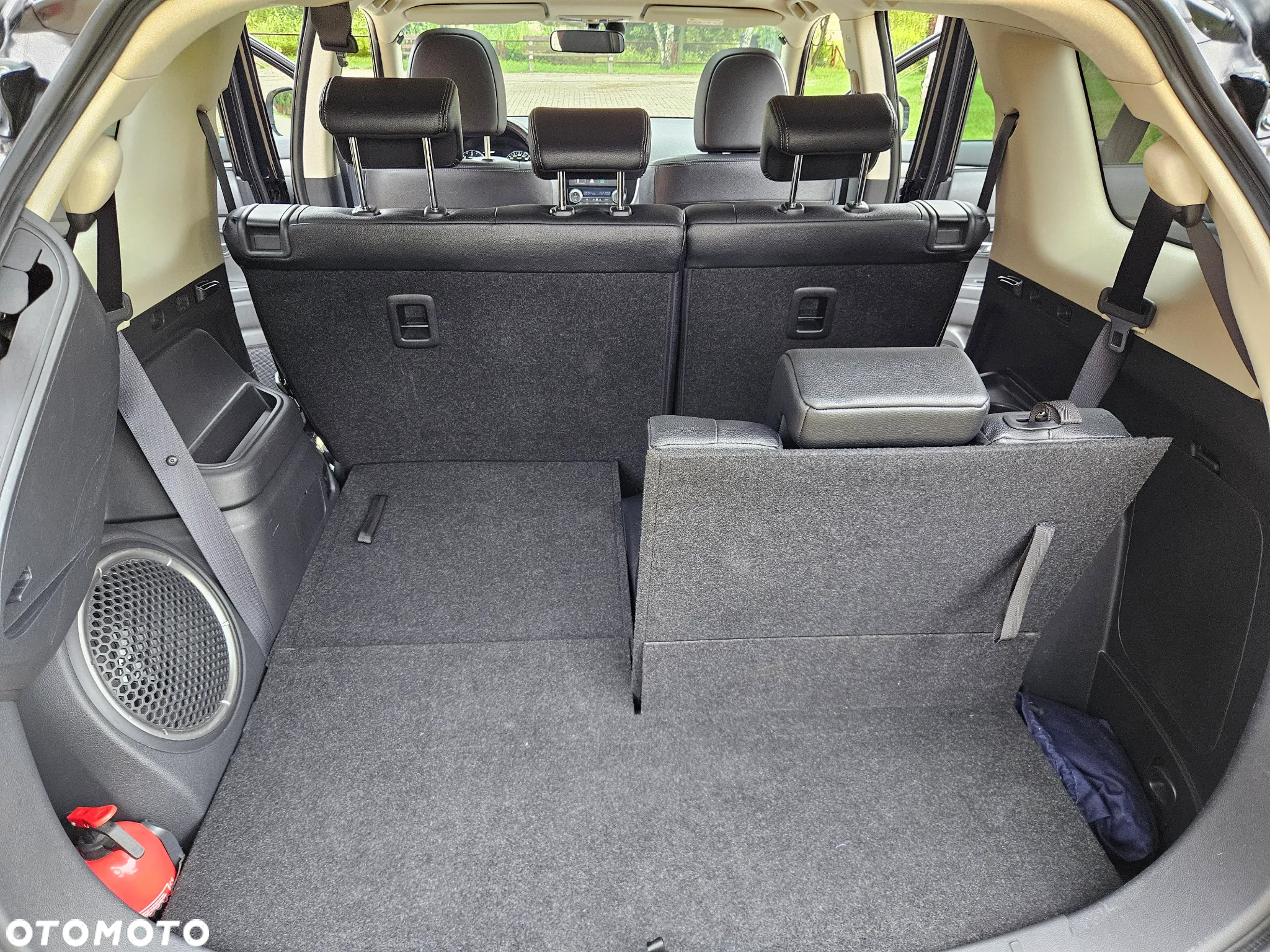 Mitsubishi Outlander 2.2 DID Intense + - 29