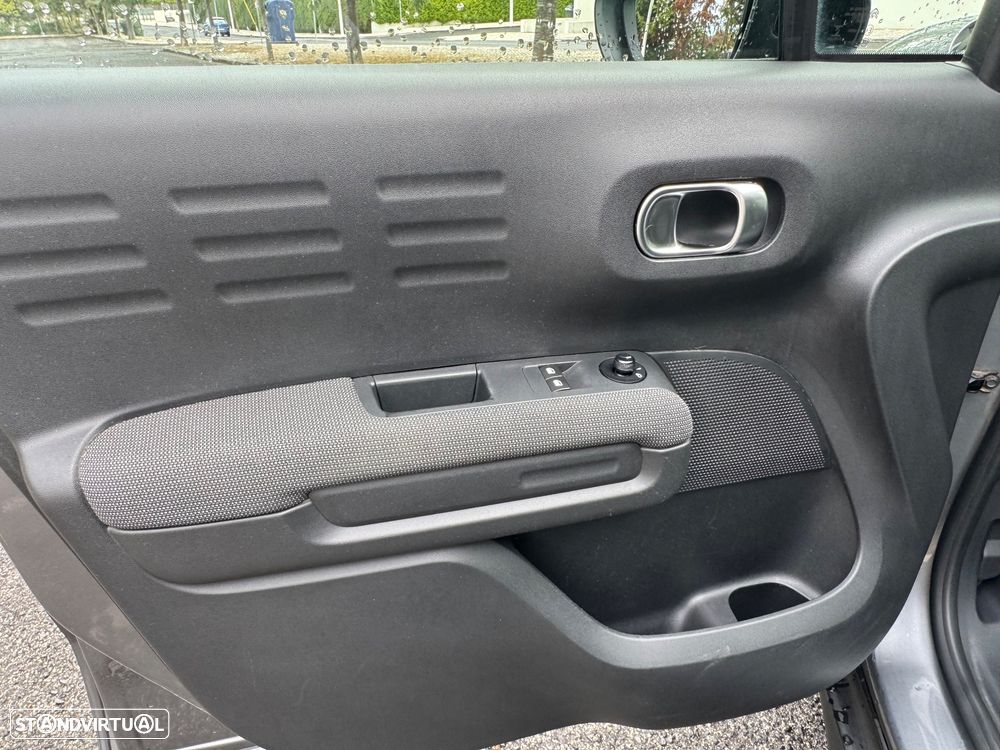 Citroën C3 Aircross 1.6 BlueHDi Shine S&S - 17