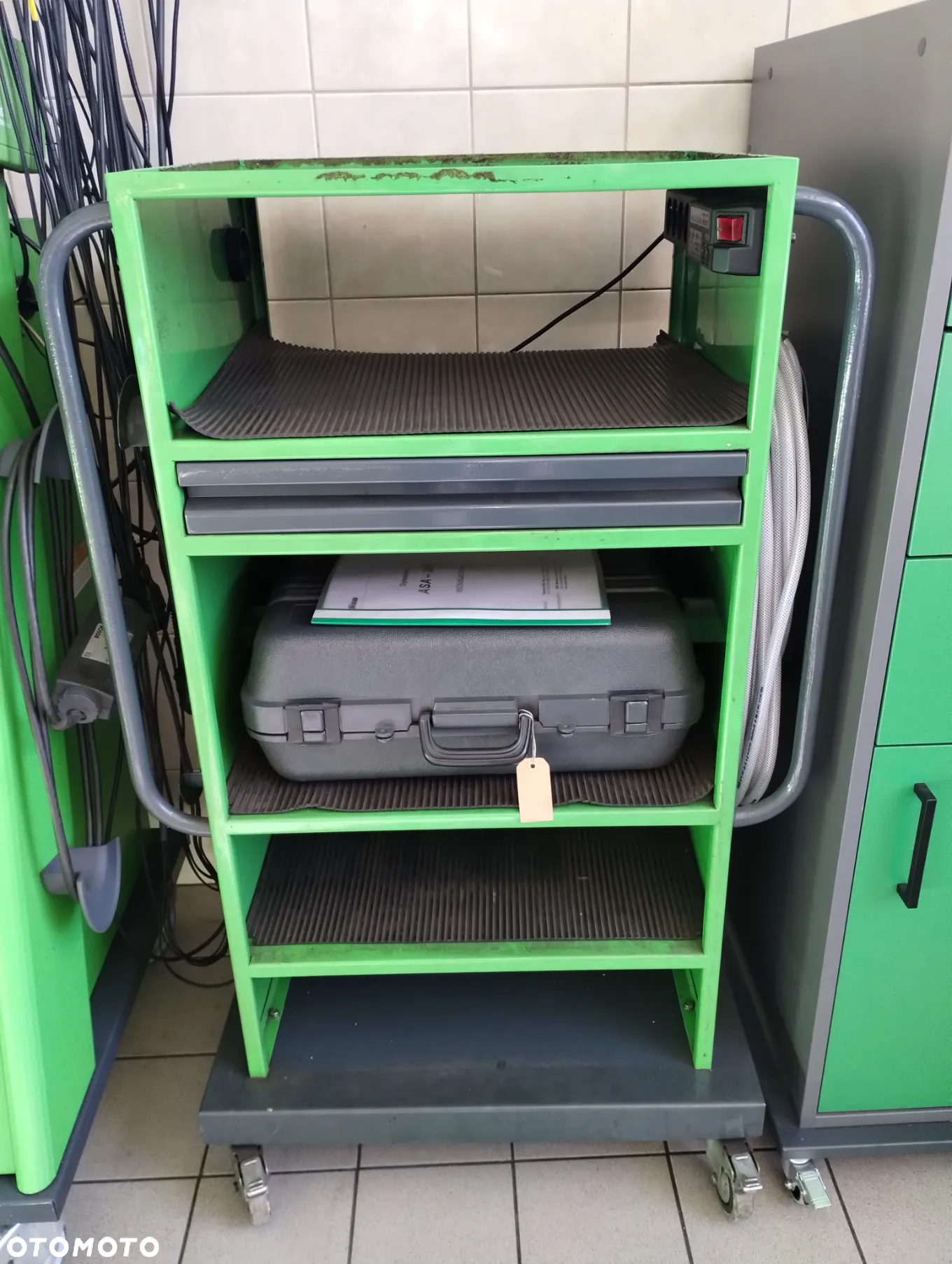 Wózek - Regał - Szafka pod tester usterek Kts i FSA Bosch - 11