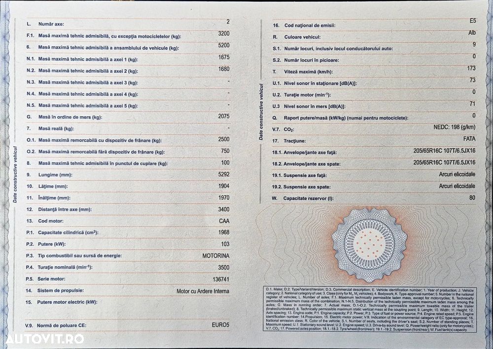 Volkswagen Caravelle - 38