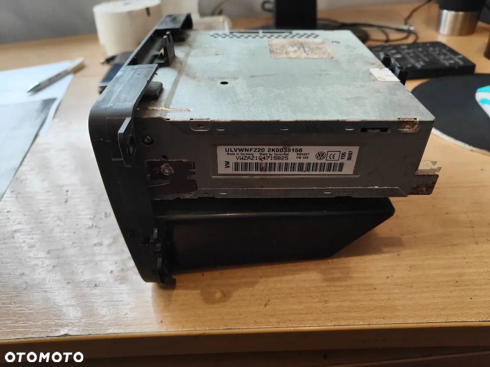 Radio fabryczne Volkswagen Caddy III 2K0035156 - 8