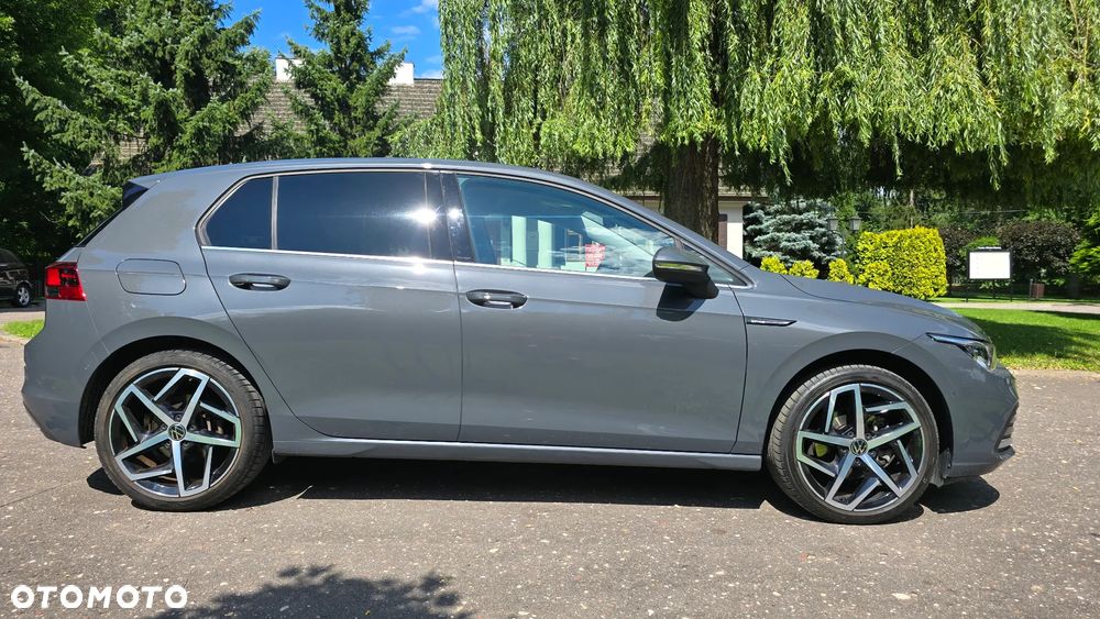 Volkswagen Golf VIII 1.5 eTSI EVO Style DSG - 7