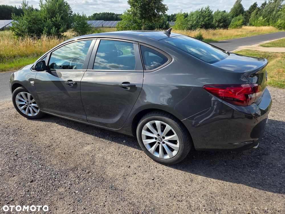 Opel Astra 1.4 T Active EU6 - 6