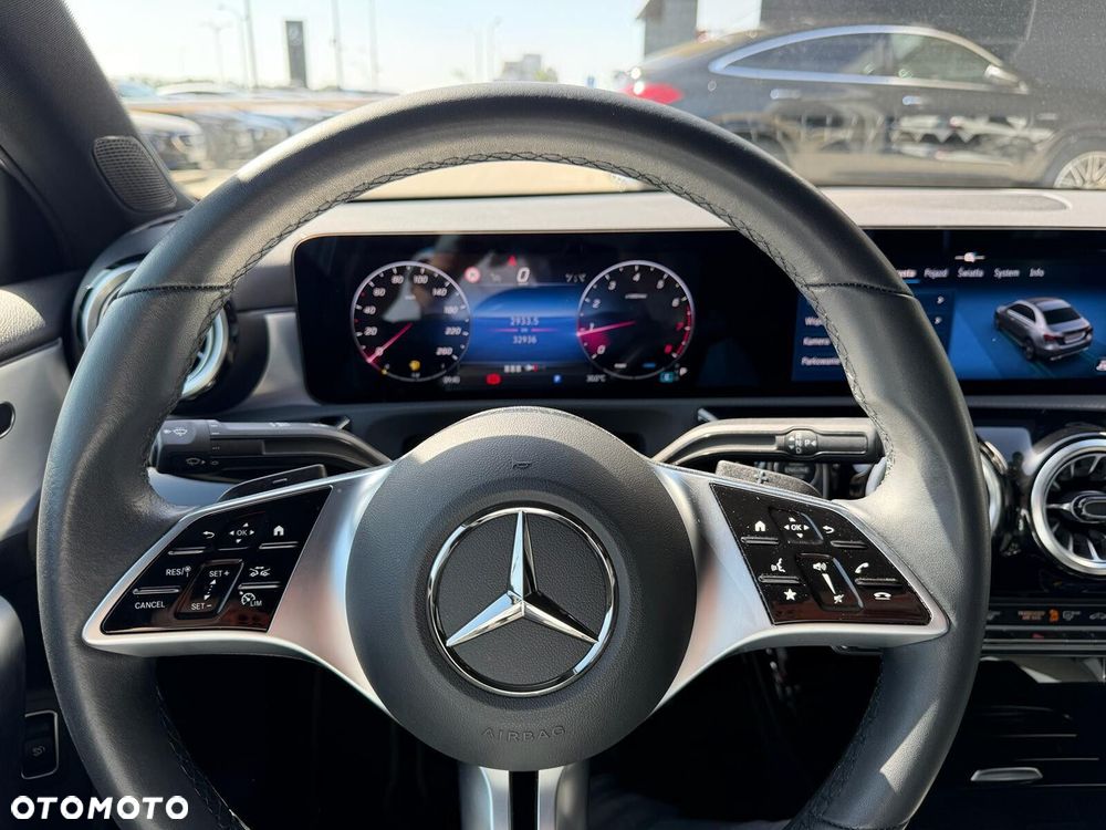 Mercedes-Benz Klasa A 200 Progressive 7G-DCT - 10