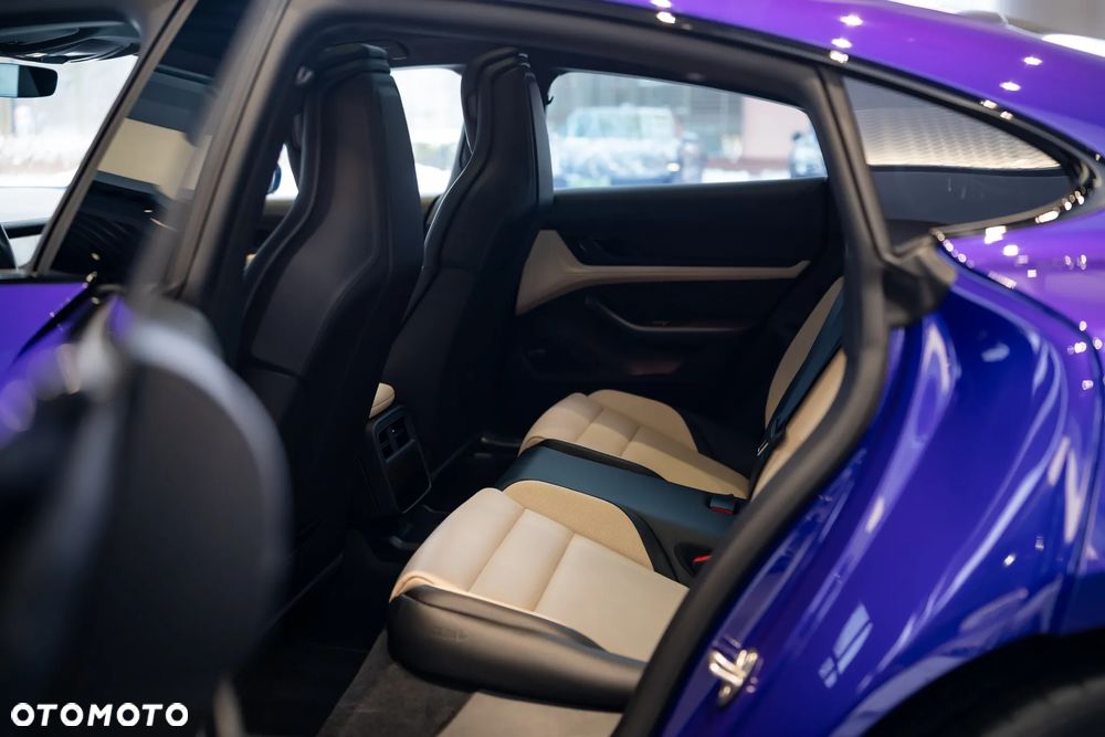 Porsche Taycan 105kWh 4S Black Edition - 20