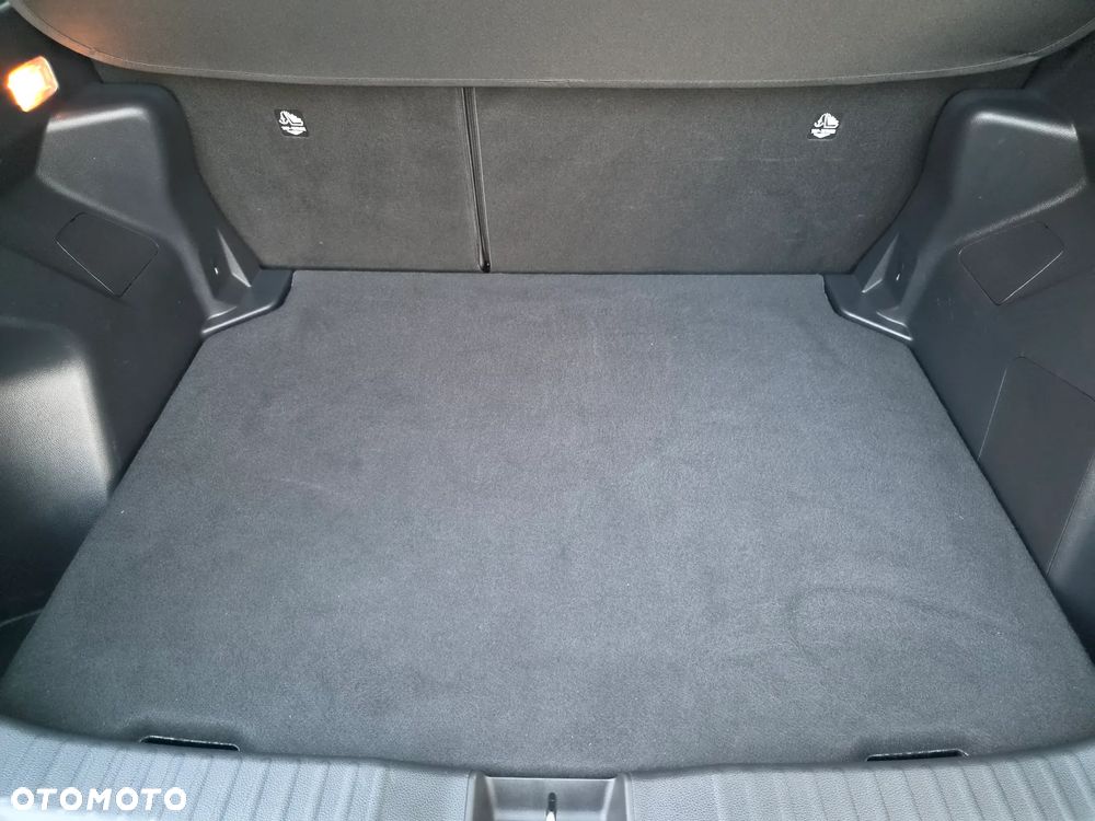 Toyota Yaris - 23