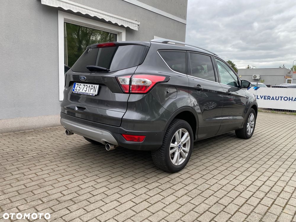 Ford Kuga 2.0 TDCi 2x4 Titanium - 12