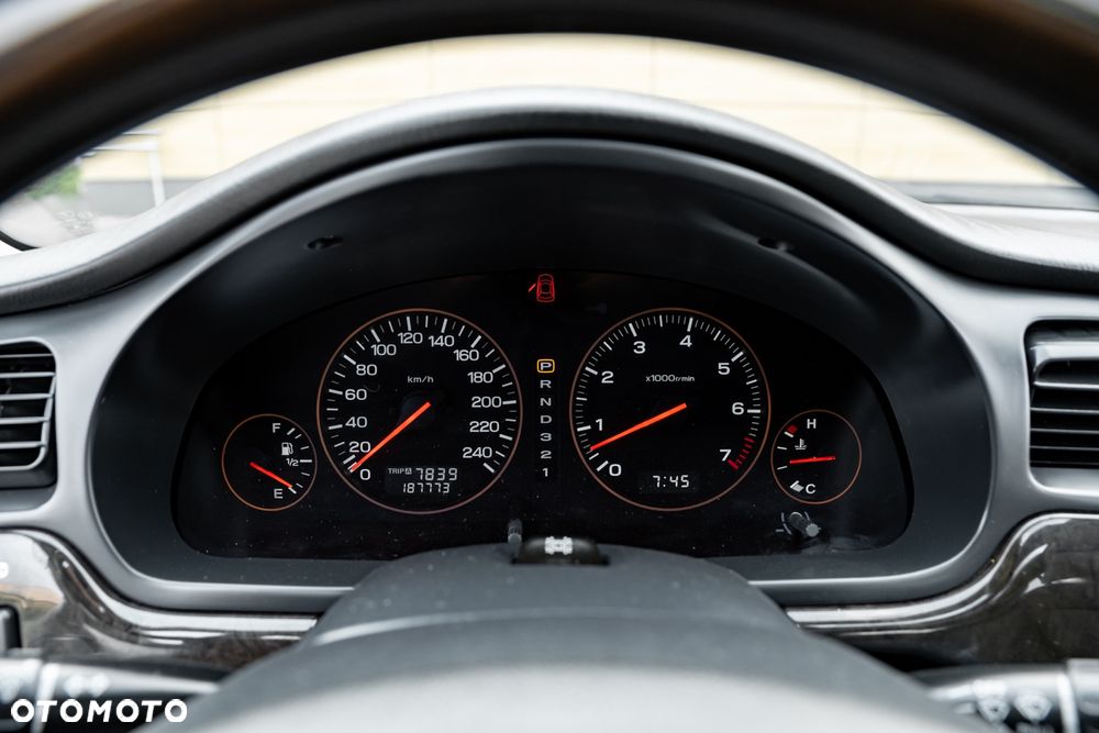 Subaru Outback 3.0 H6 - 26