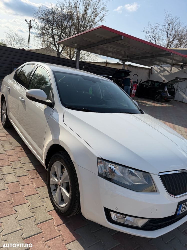 Skoda Octavia 1.6 TDI Ambition - 4