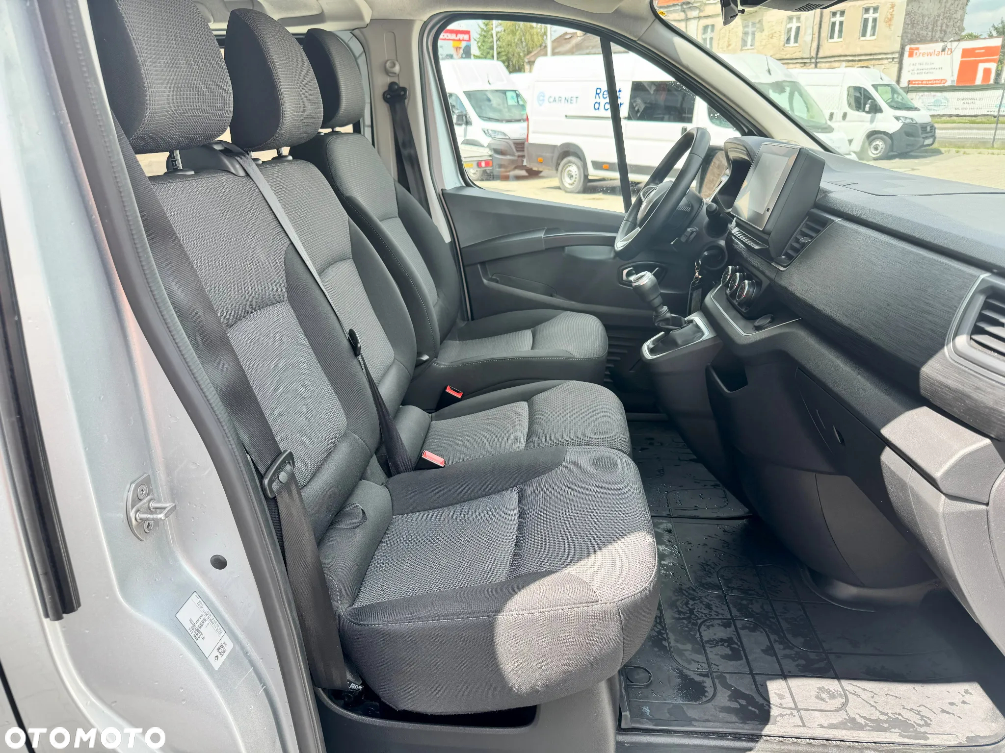 Renault Trafic - 11