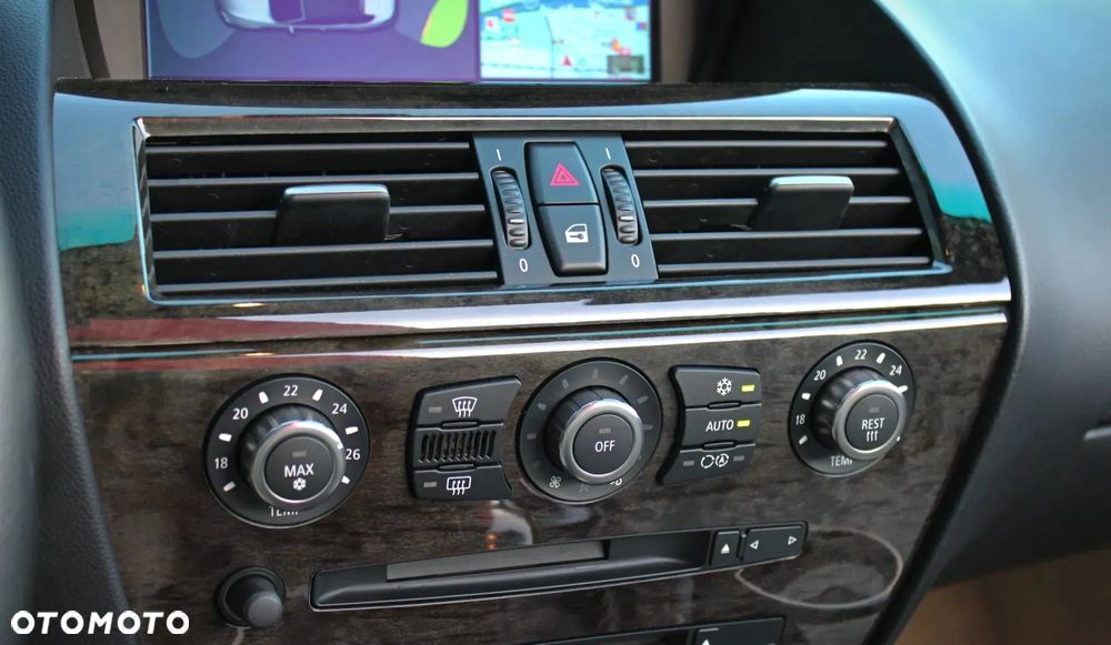 BMW Seria 6 650 i - 18