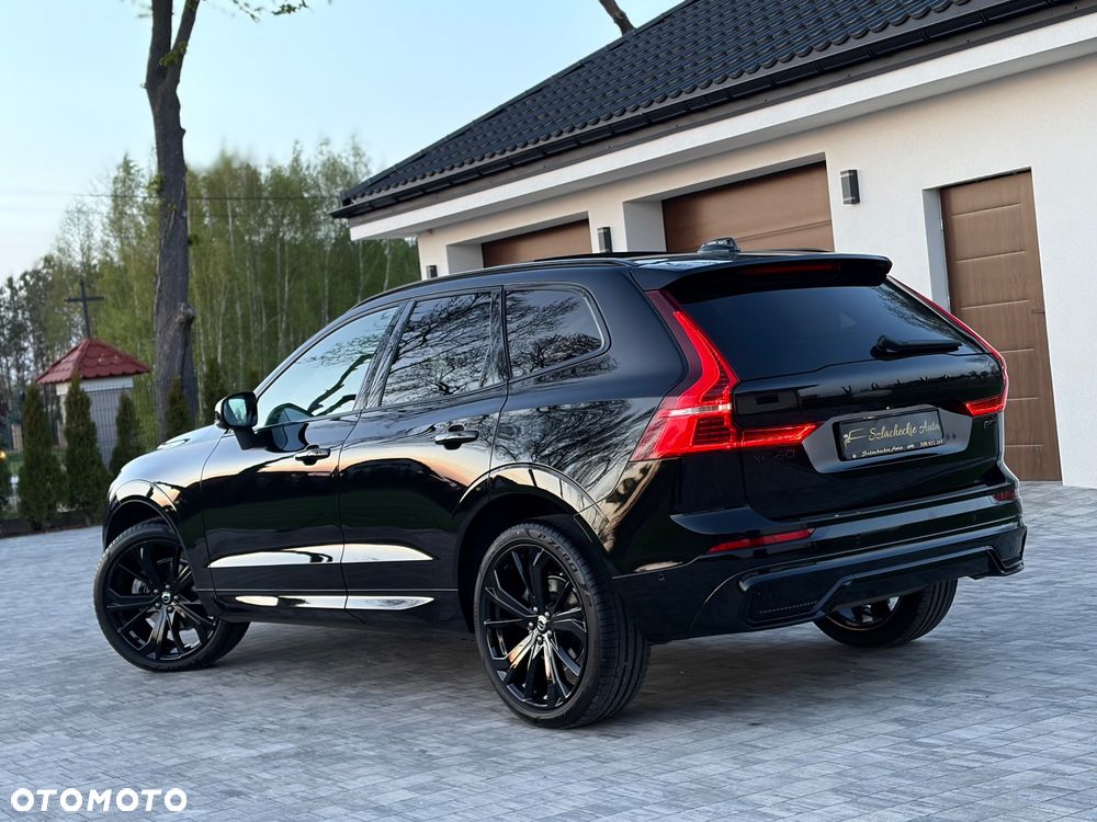 Volvo XC 60 B5 B AWD Ultra Black Edition - 4