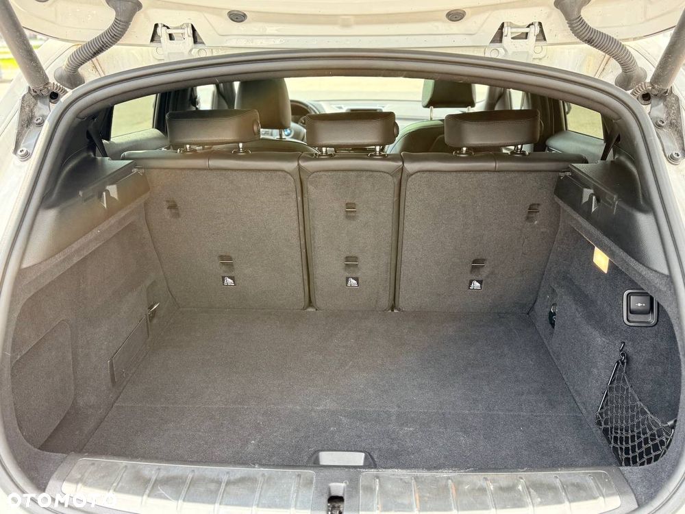 BMW X2 xDrive20i Advantage Plus - 13