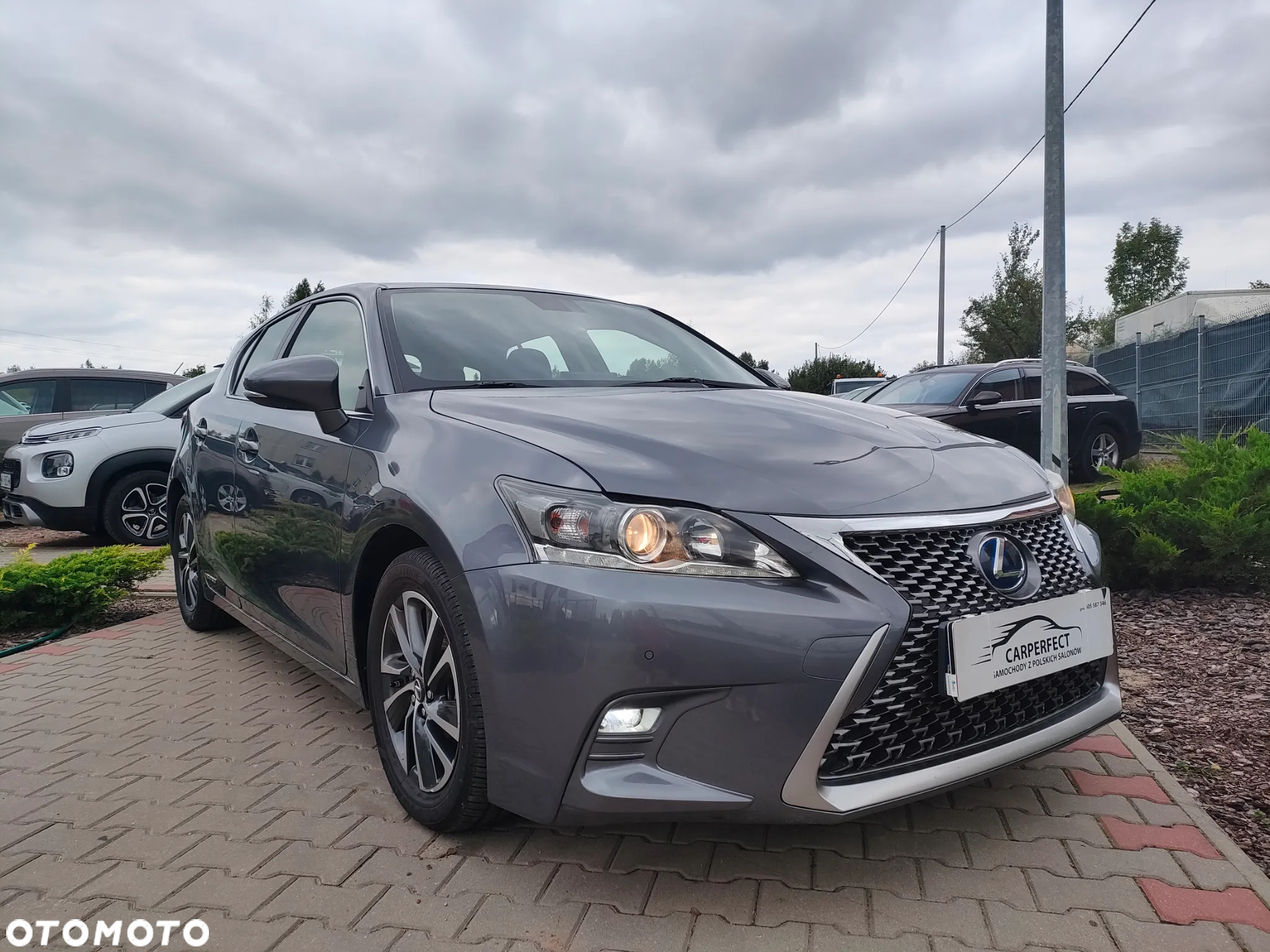 Lexus CT - 5