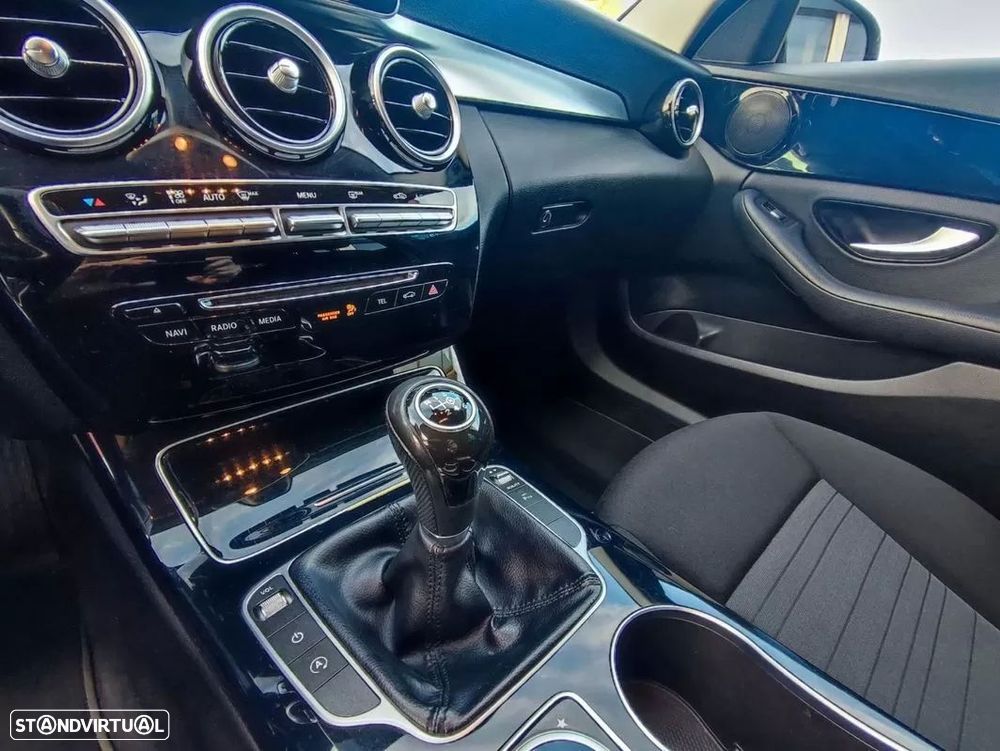 Mercedes-Benz C 180 BlueTEC Avantgarde+ - 11