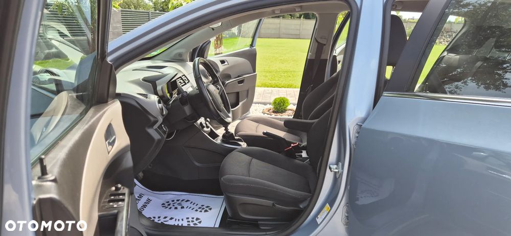 Chevrolet Aveo 1.6 LTZ - 6