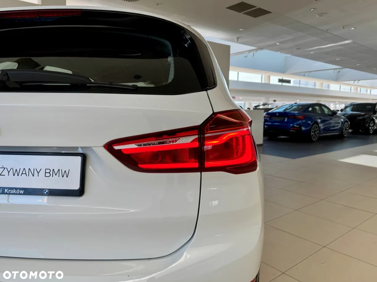 BMW X1 sDrive18i - 16