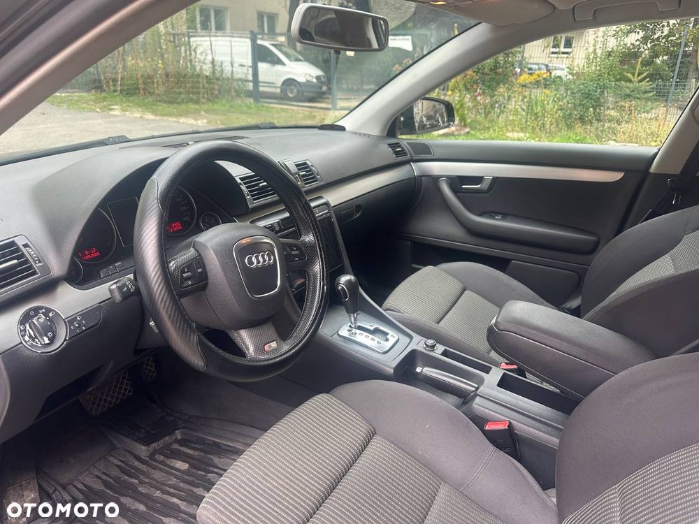 Audi A4 Avant 2.0 TDI Multitronic - 28