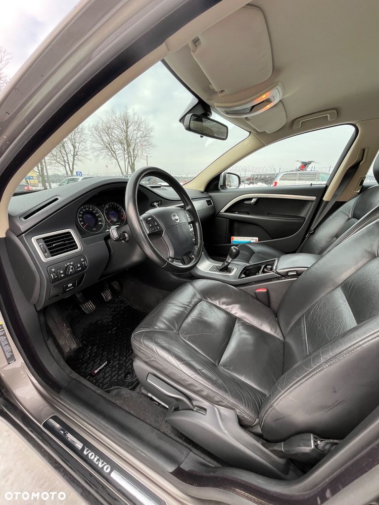Volvo V70 2.0 - 11