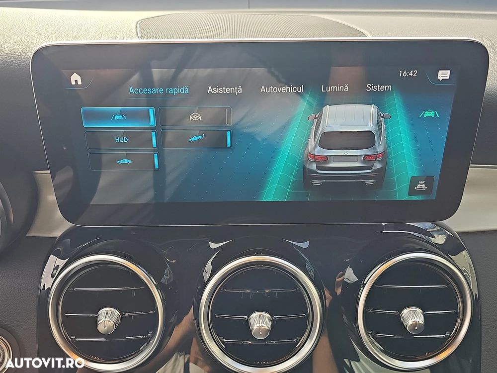 Mercedes-Benz GLC 300 d 4Matic 9G-TRONIC AMG Line - 17