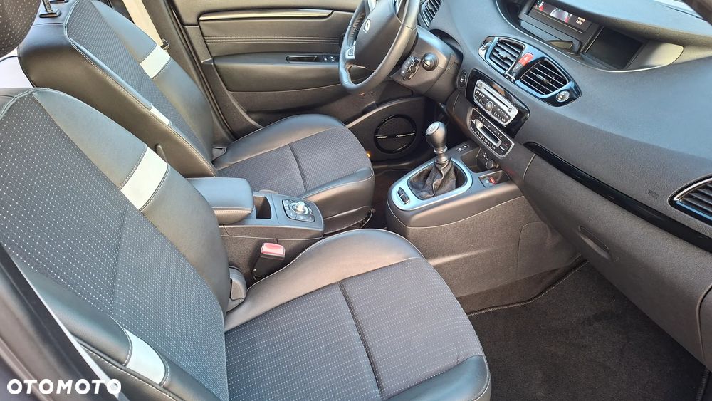 Renault Scenic 1.4 16V TCE Bose Edition - 21