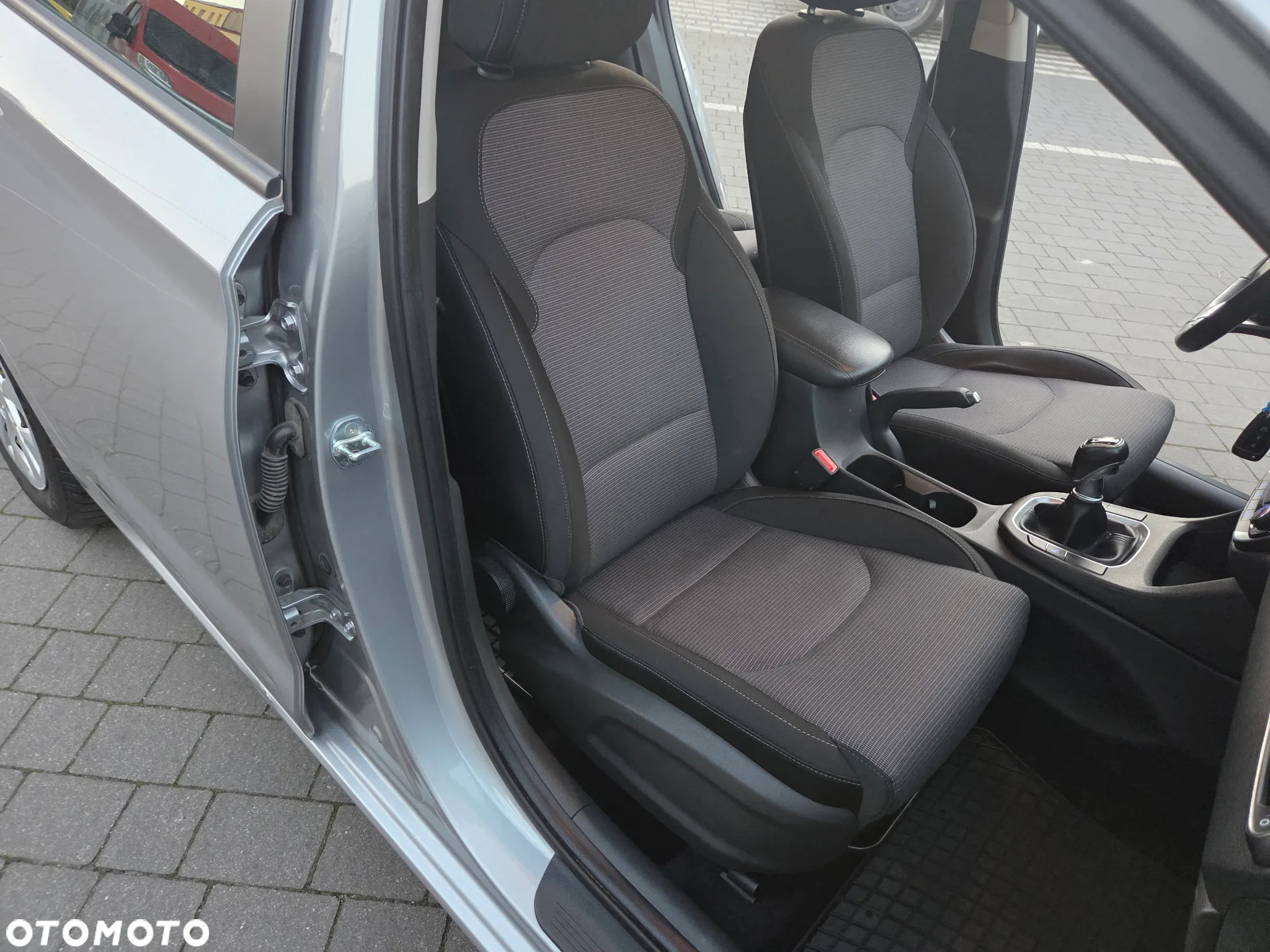 Hyundai i30 1.5 DPI Classic + - 22