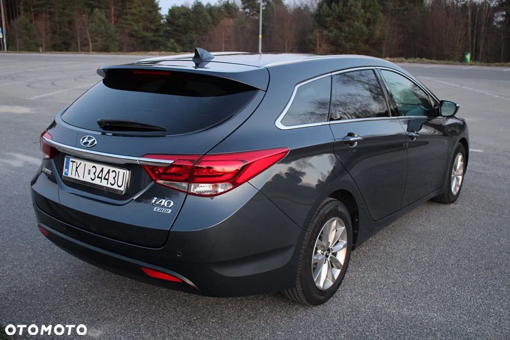Hyundai i40 Kombi 1.7 CRDi Premium - 9