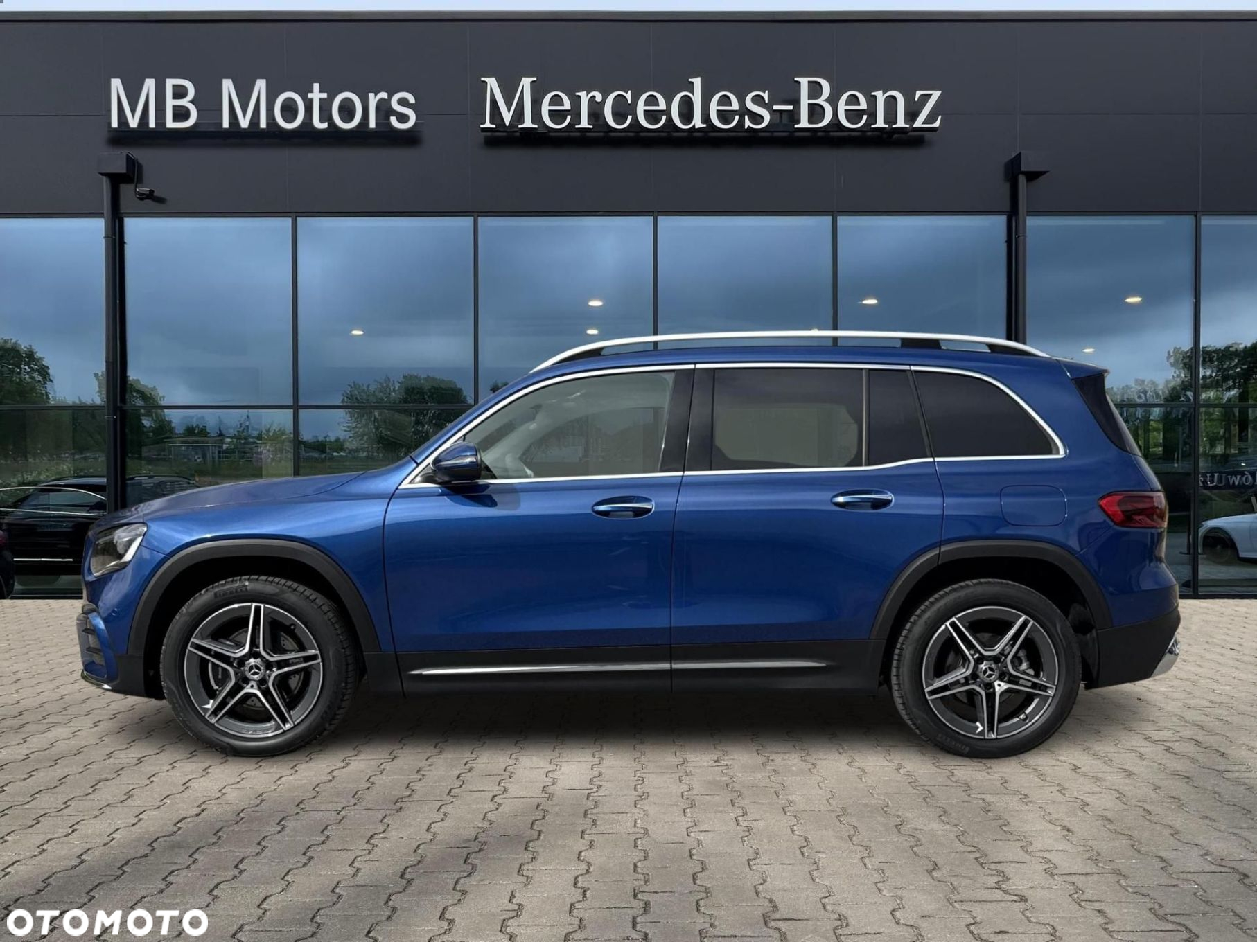 Mercedes-Benz GLB - 3