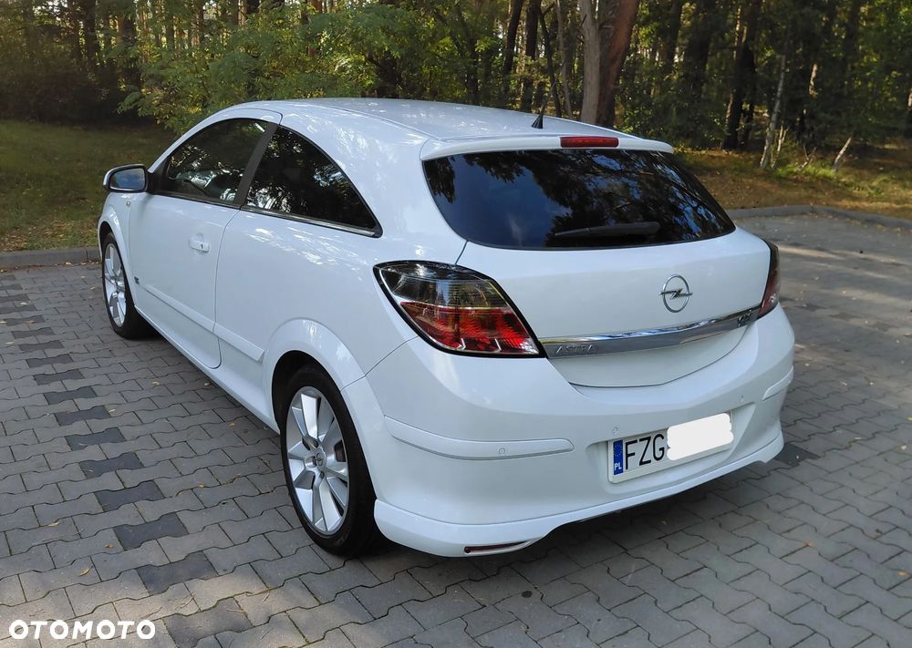 Opel Astra 1.6 Sport - 12