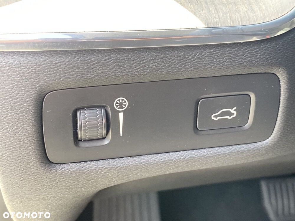 Volvo XC 60 - 20