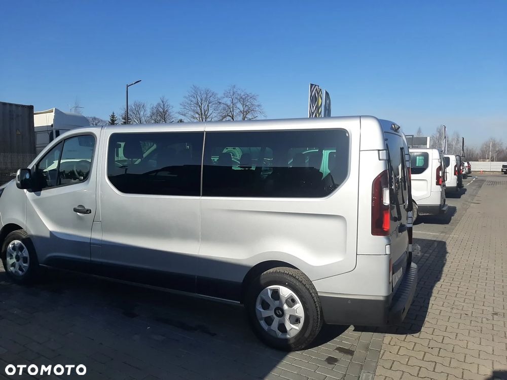 Renault Trafic 2.0 dCi EDC - 34