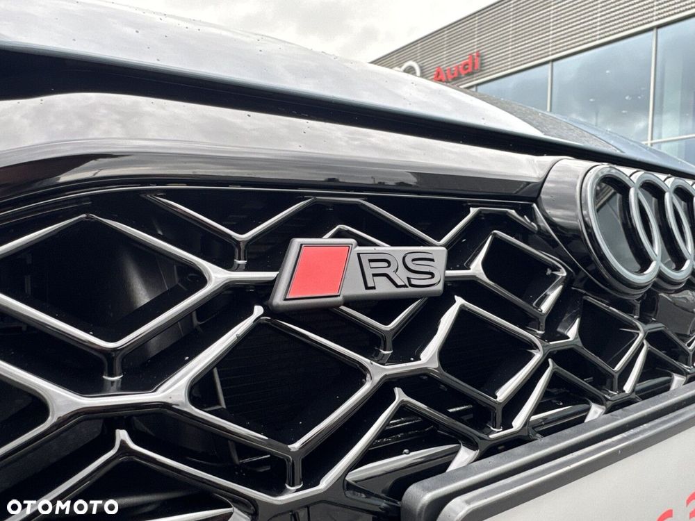 Audi RS3 Limousine - 21
