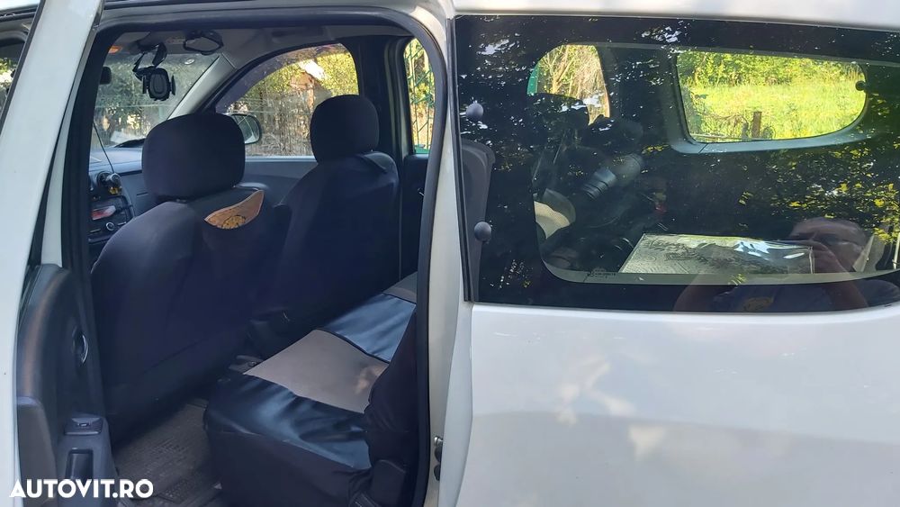 Dacia Lodgy 1.6 102 CP Laureate - 4