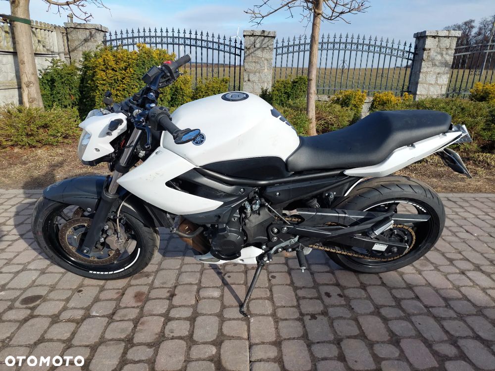 Yamaha XJ - 3