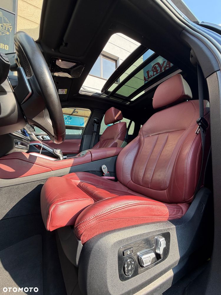 BMW X6 xDrive40i mHEV - 14
