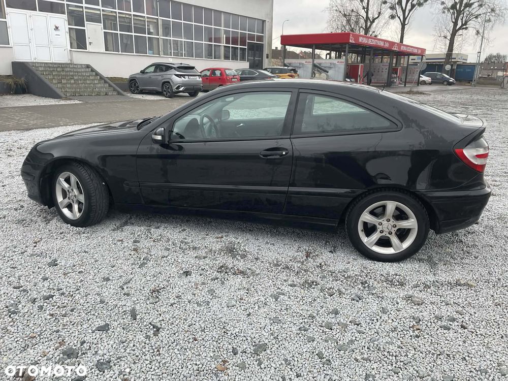Mercedes-Benz Klasa C 200 CDI Automatik DPF Sport Edition - 4