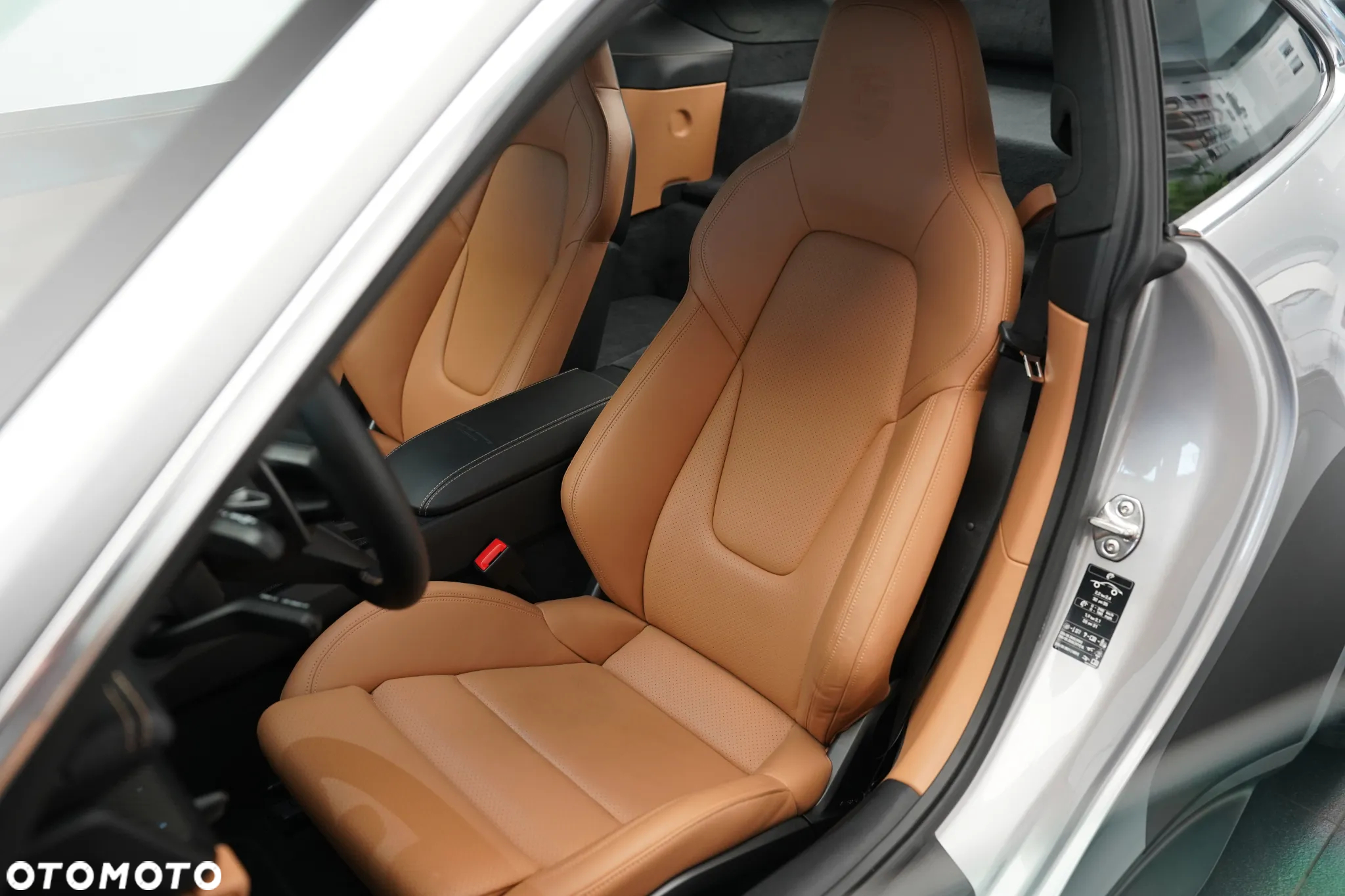 Porsche 911 GT3 Touring PDK - 8