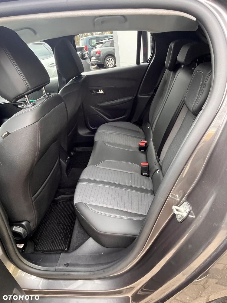 Peugeot 208 1.2 PureTech Allure S&S - 12