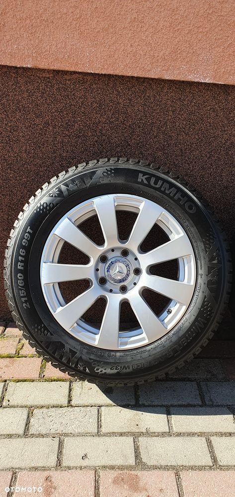 Mercedes-Benz Klasa E - 17