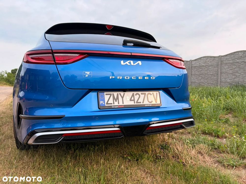 Kia ProCeed - 1