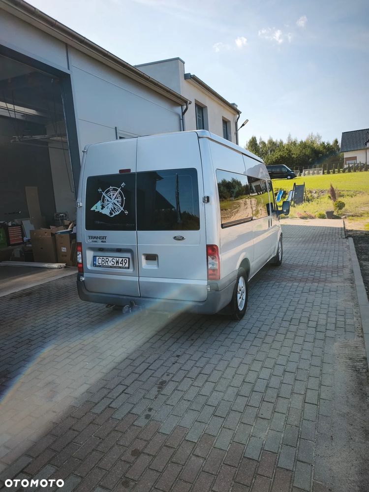 Ford Tourneo Custom - 3