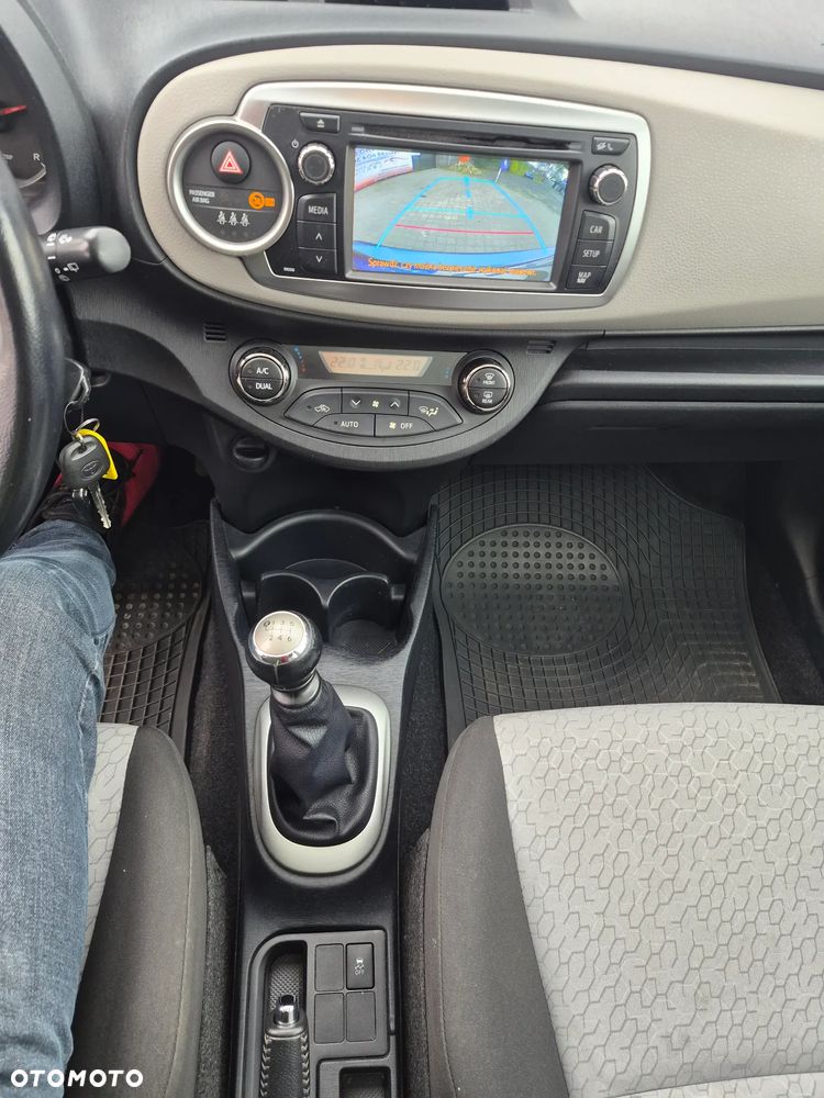 Toyota Yaris 1.33 Prestige - 15