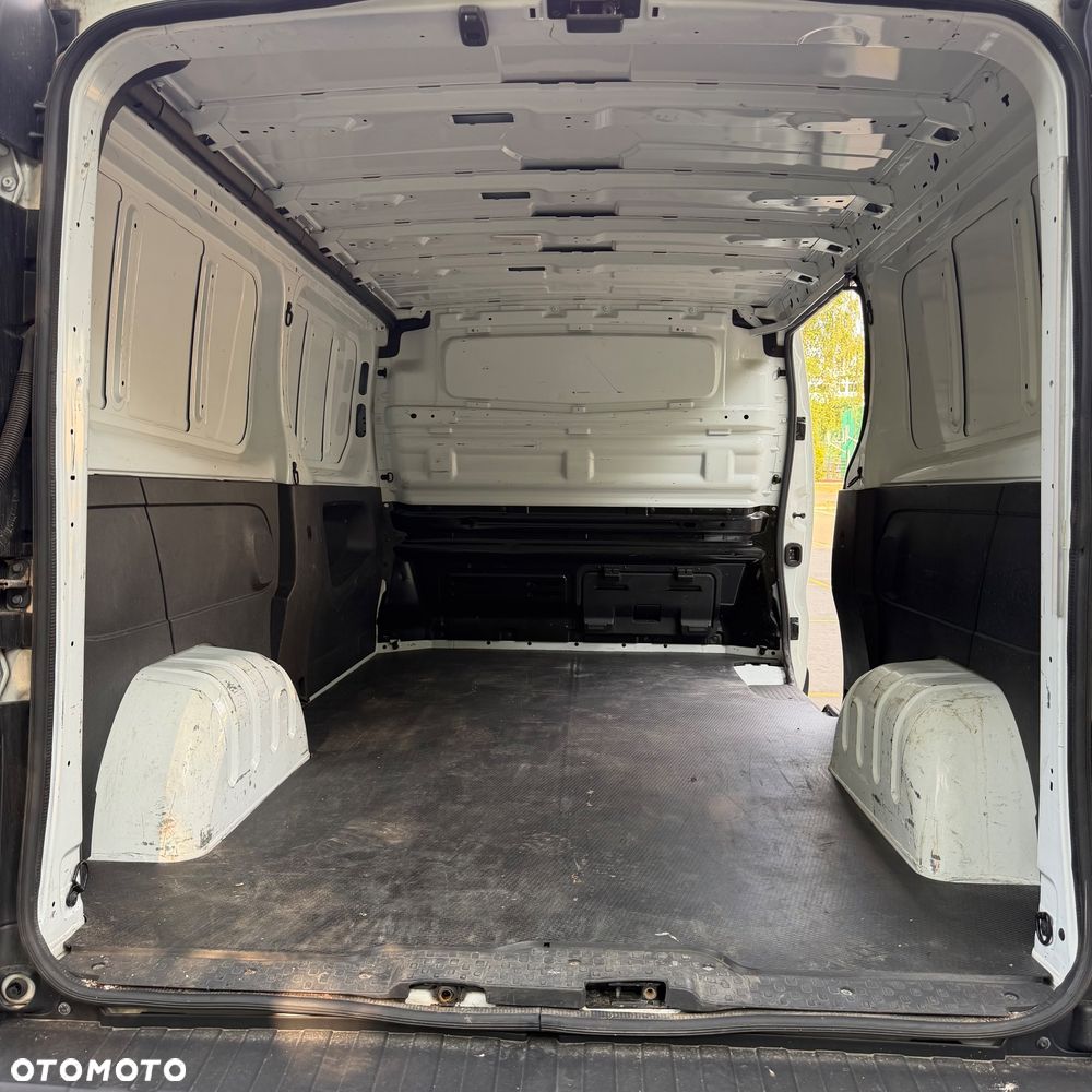 Renault Trafic L2H1 - 13